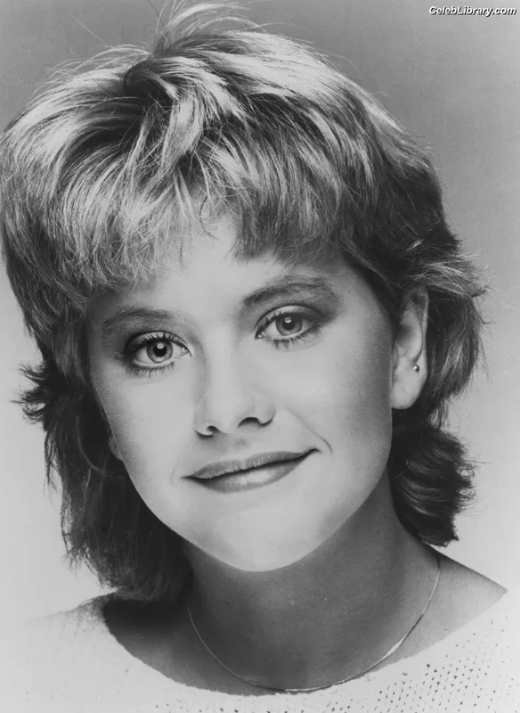 Meg Ryan photo 1 of 2