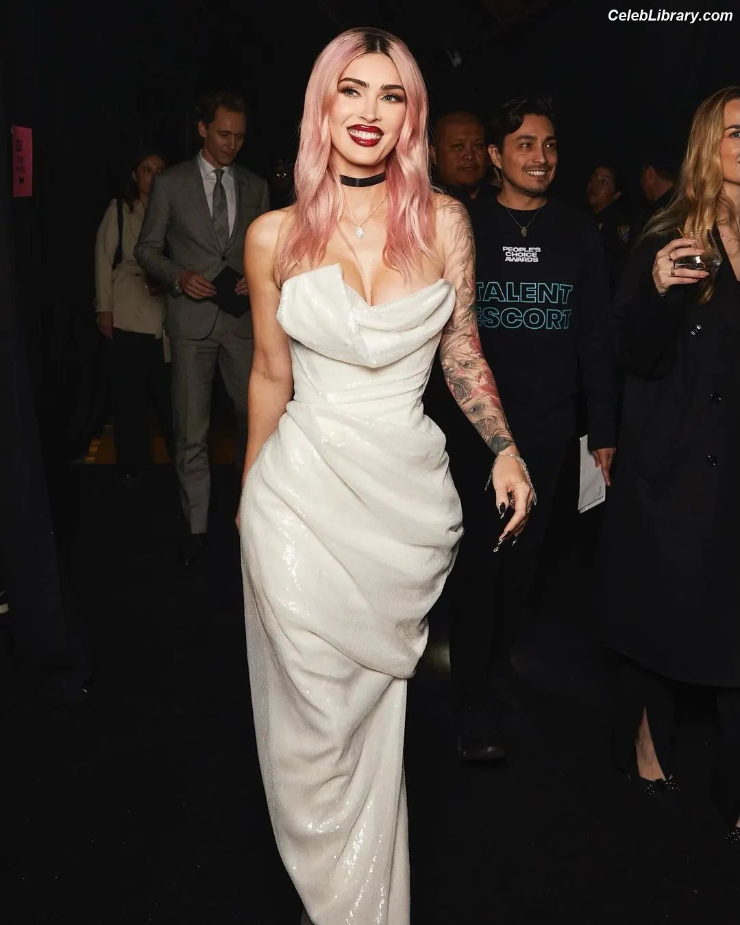 Megan Fox photo 11 of 1038