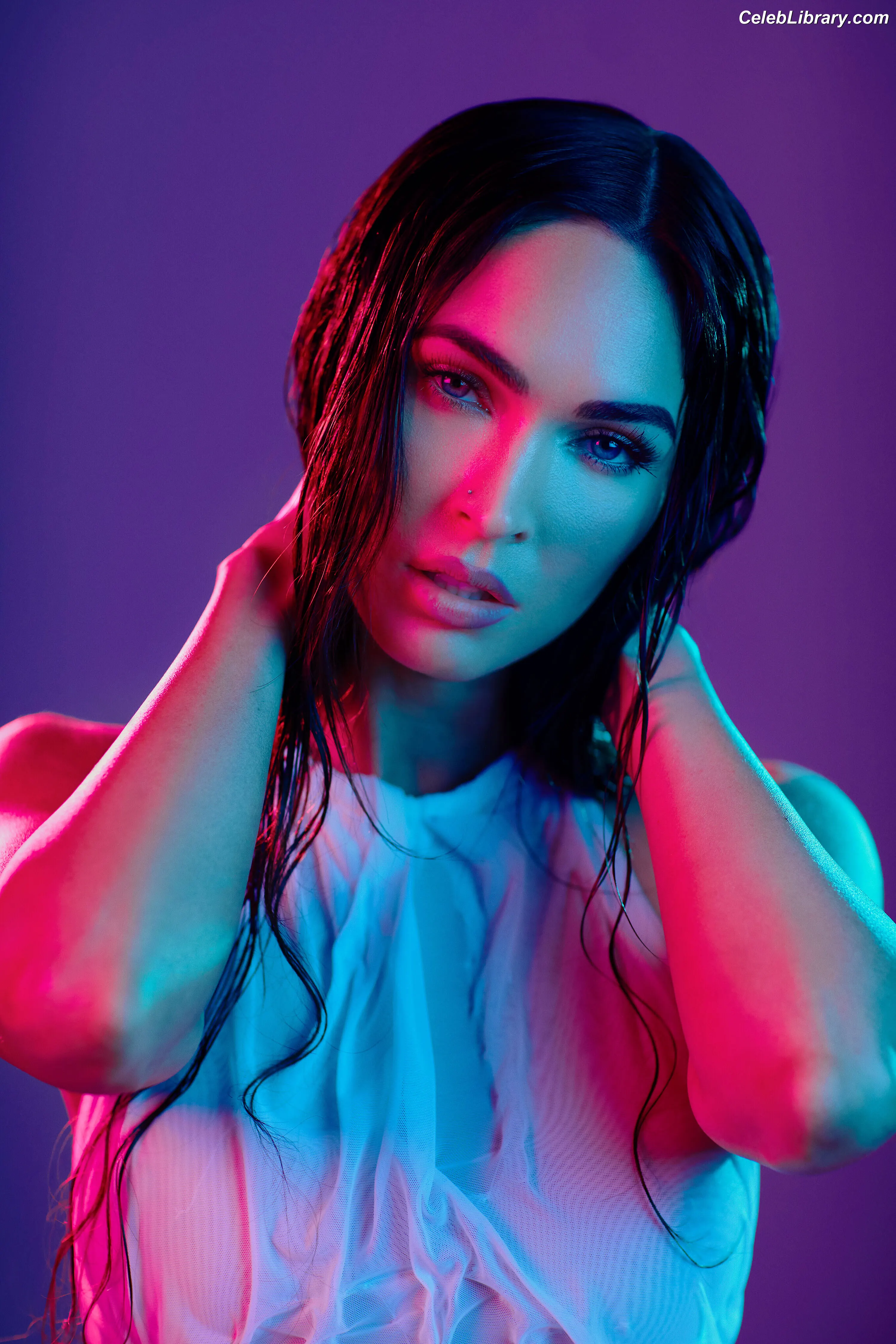 Megan Fox photo 23 of 1038