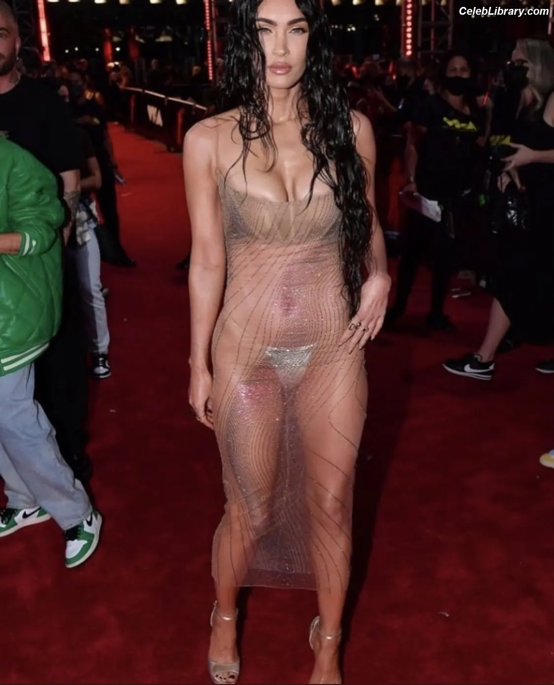 Megan Fox photo 8 of 1038