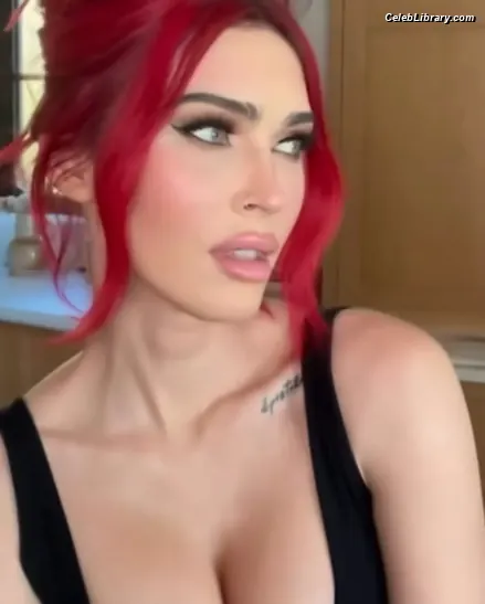 Megan Fox photo 20 of 1038