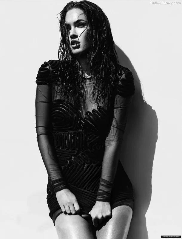 Megan Fox photo 4 of 1038