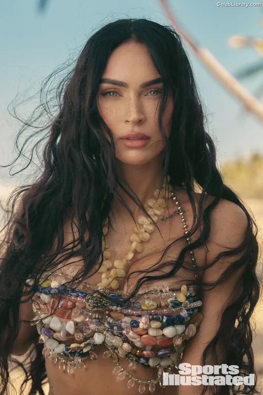 Megan Fox photo 21 of 1038