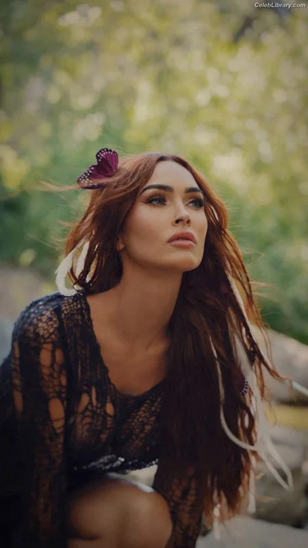 Megan Fox photo 6 of 1038