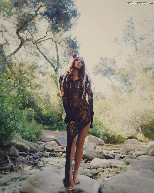 Megan Fox photo 7 of 1038