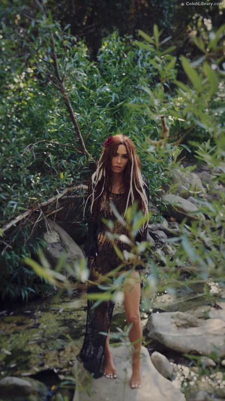 Megan Fox photo 14 of 1038