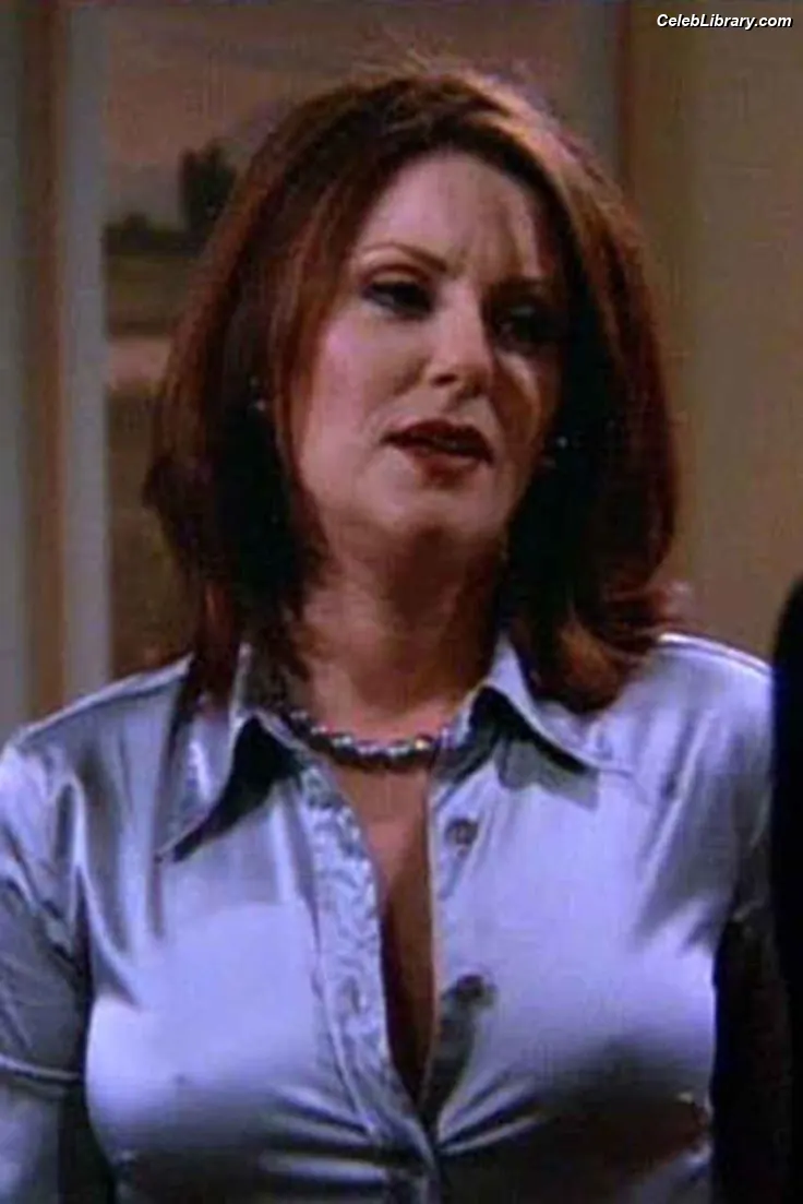 Megan Mullally