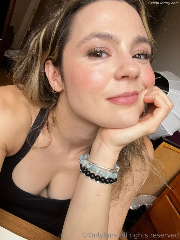 Megan Prescott photo 4 of 161