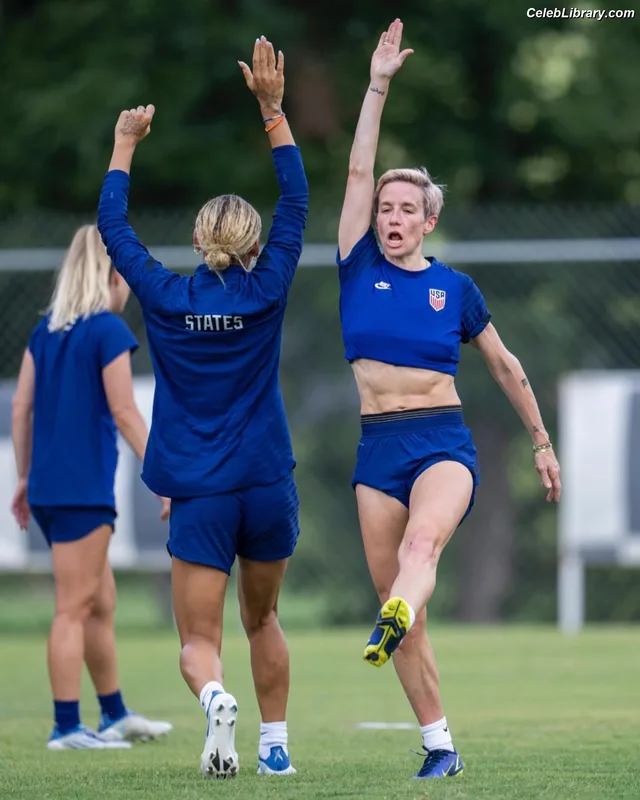 Megan Rapinoe photo 4 of 80