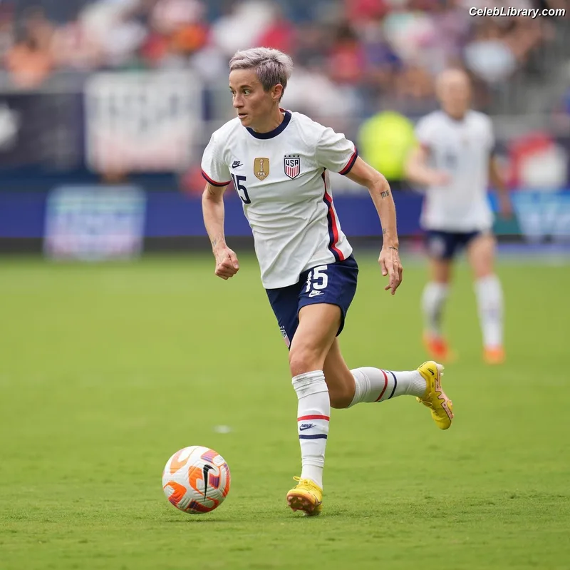 Megan Rapinoe photo 9 of 80