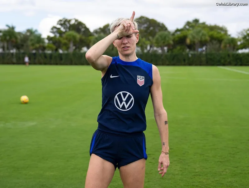 Megan Rapinoe photo 24 of 80