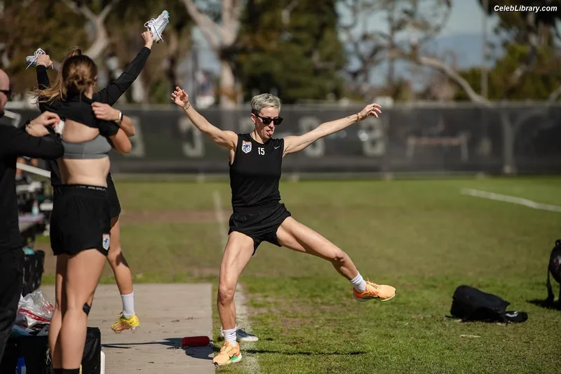 Megan Rapinoe photo 7 of 80