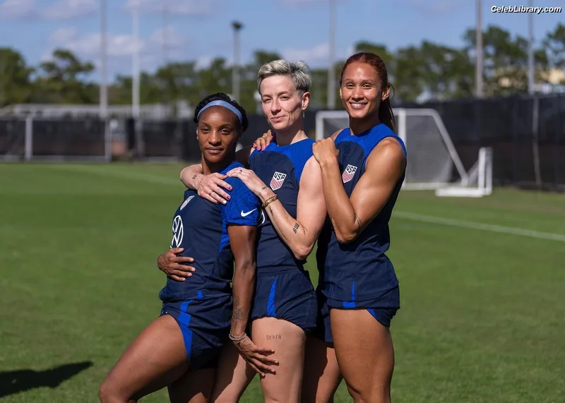 Megan Rapinoe photo 11 of 80