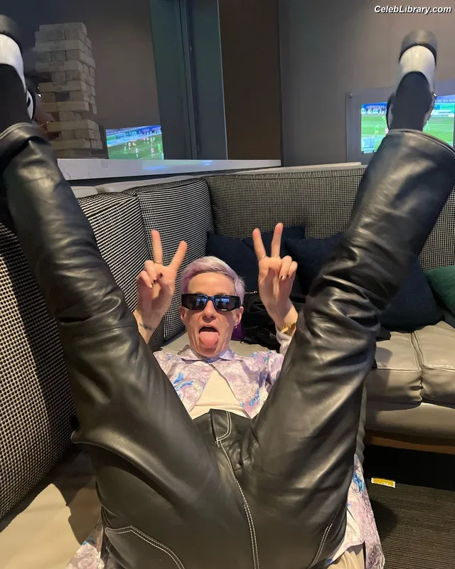 Megan Rapinoe photo 14 of 80