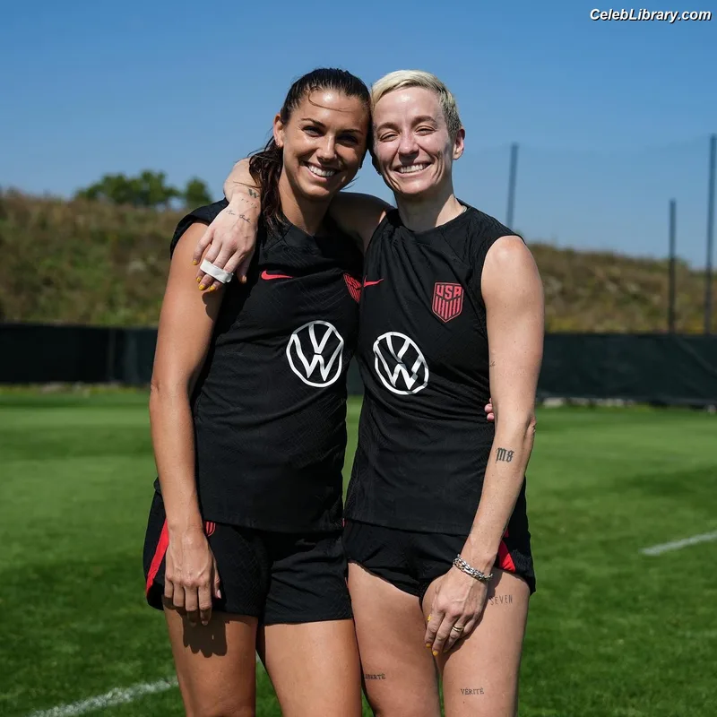 Megan Rapinoe photo 21 of 80