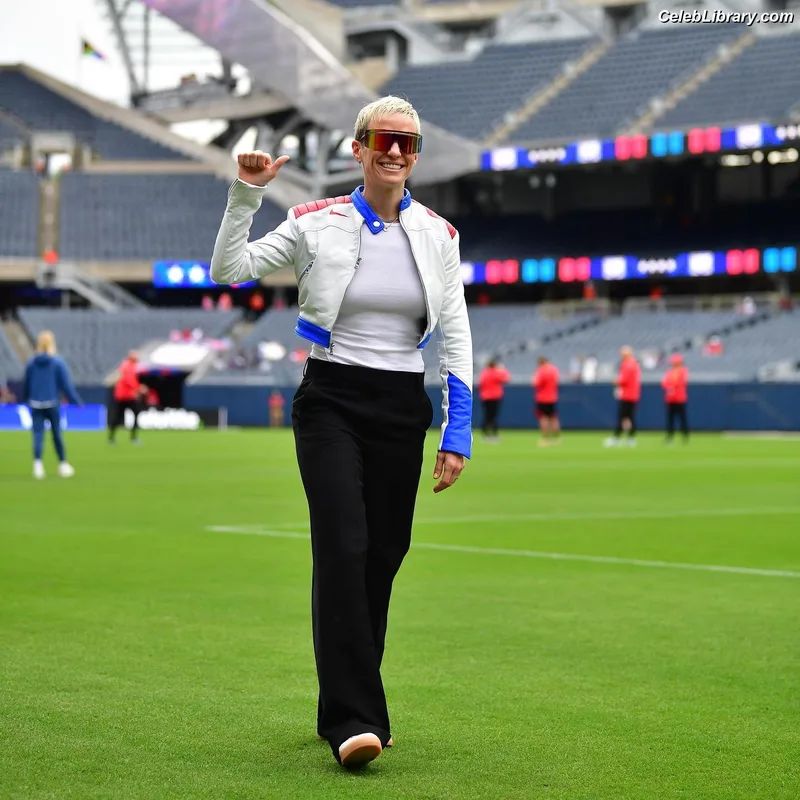 Megan Rapinoe photo 22 of 80
