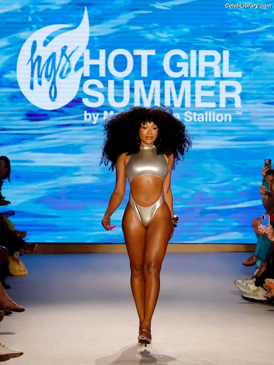 Megan Thee Stallion photo 7 of 2001