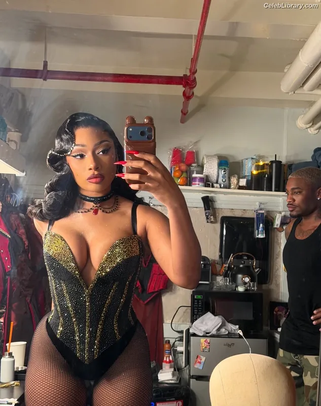 Megan Thee Stallion photo 16 of 1985