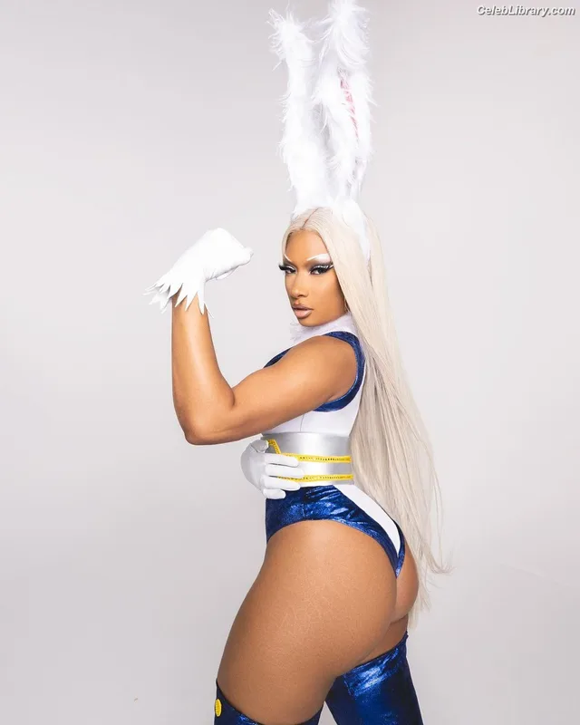 Megan Thee Stallion photo 16 of 1985