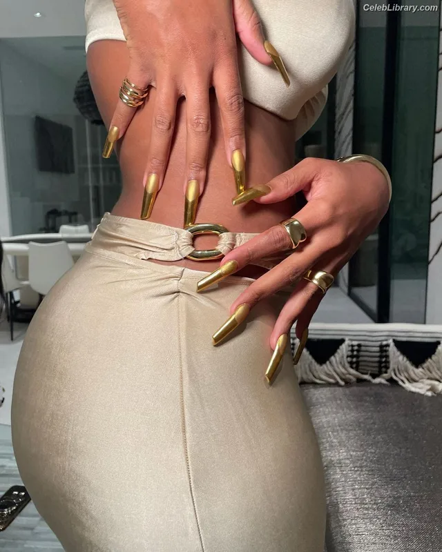 Megan Thee Stallion photo 21 of 1985