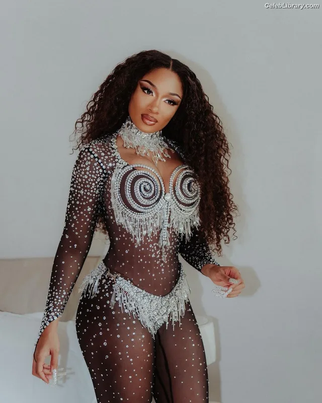 Megan Thee Stallion photo 10 of 1985