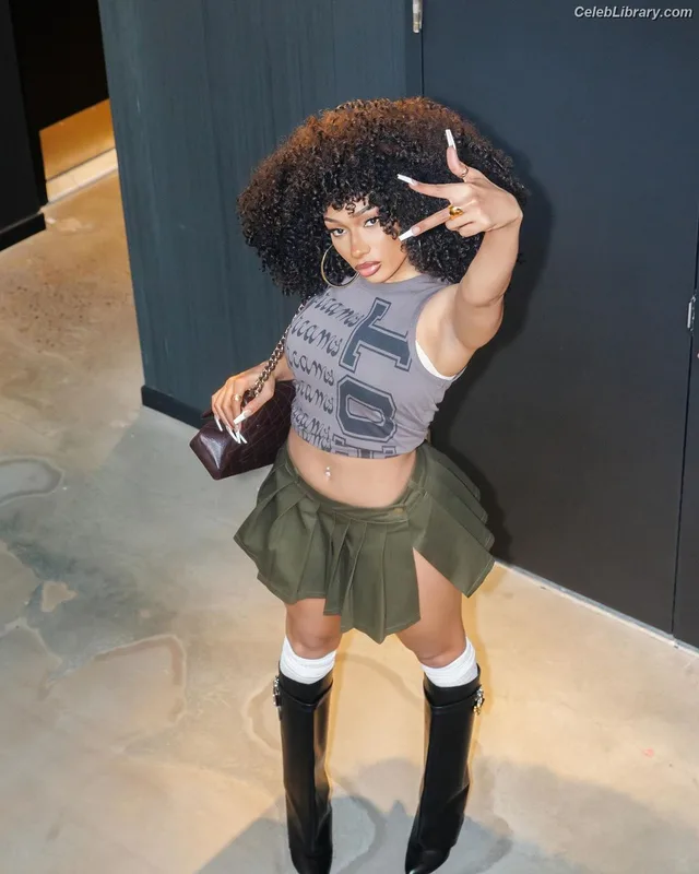 Megan Thee Stallion photo 23 of 1985