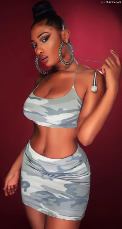 Megan Thee Stallion photo 4 of 1985