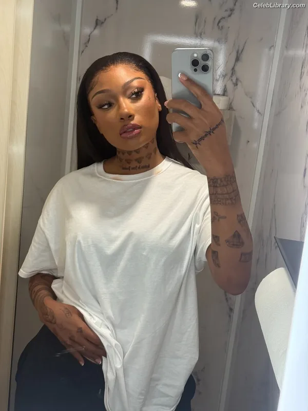 Megan Thee Stallion photo 22 of 1985