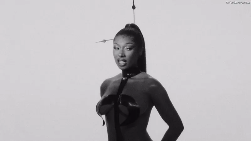 Megan Thee Stallion photo 10 of 1985