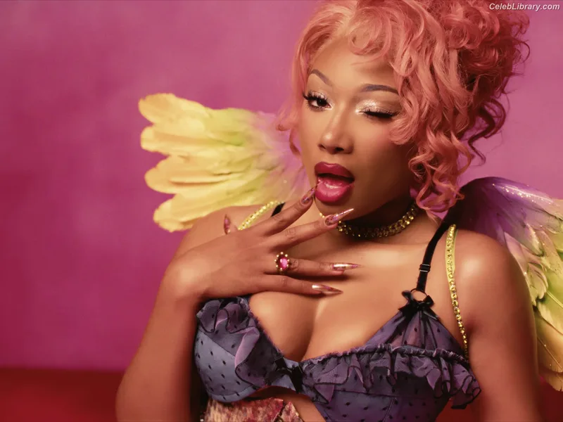 Megan Thee Stallion photo 3 of 1985