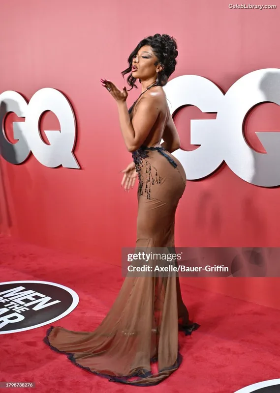 Megan Thee Stallion photo 10 of 1985