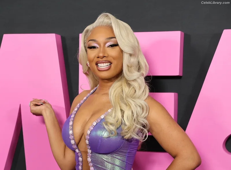 Megan Thee Stallion photo 8 of 1985