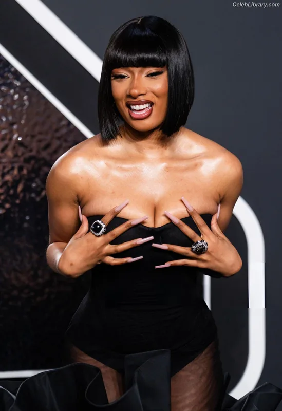 Megan Thee Stallion photo 7 of 1985