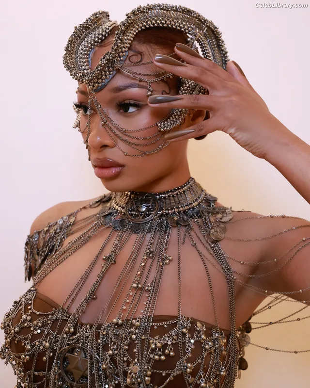 Megan Thee Stallion photo 1 of 1985