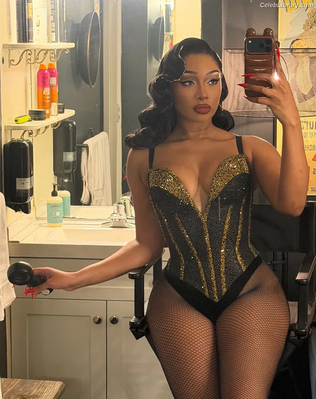 Megan Thee Stallion photo 21 of 1985