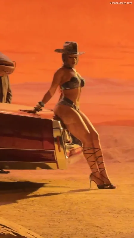 Megan Thee Stallion photo 2 of 1985