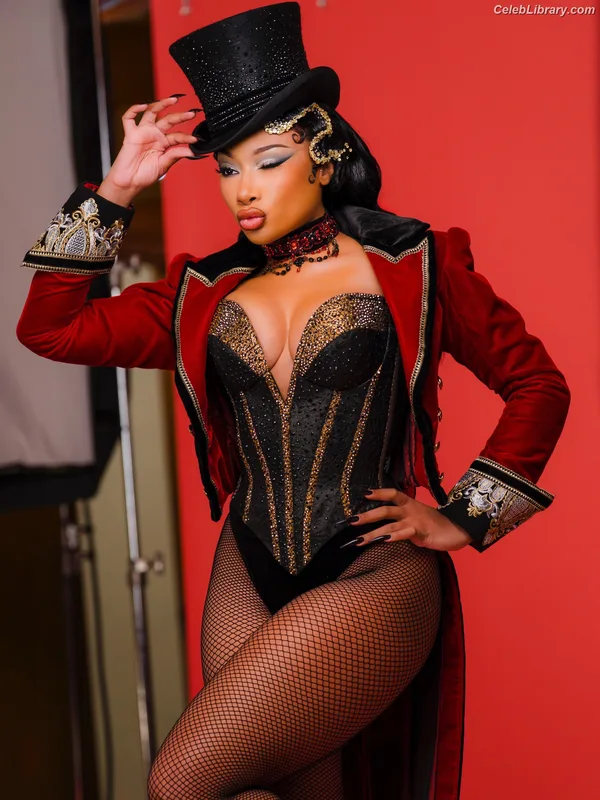 Megan Thee Stallion photo 10 of 1985