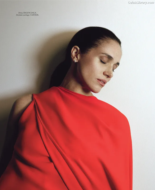 Meghan Markle photo 22 of 68