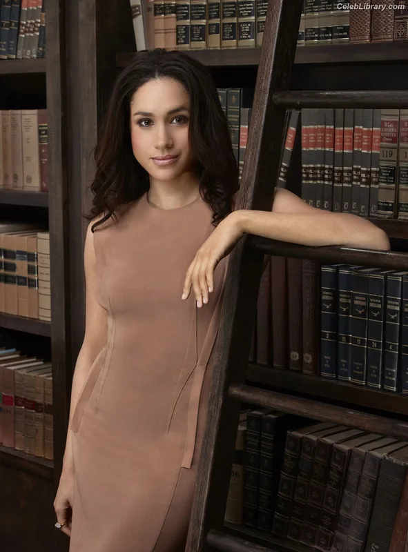 Meghan Markle photo 11 of 68