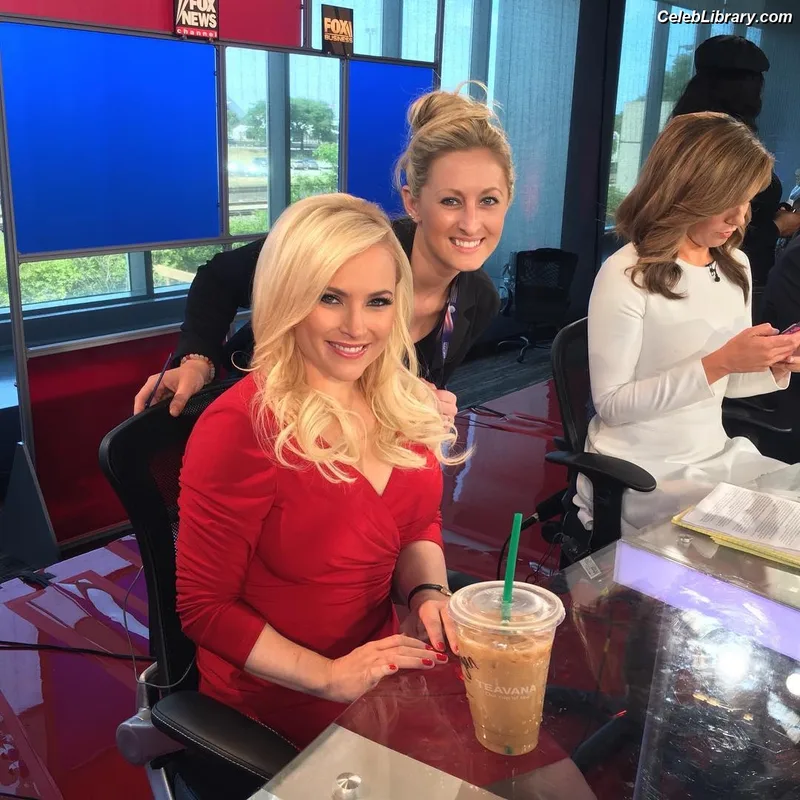 Meghan McCain photo 8 of 159