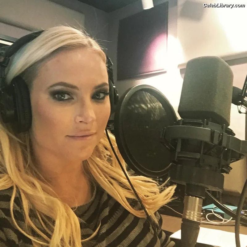 Meghan McCain photo 17 of 159