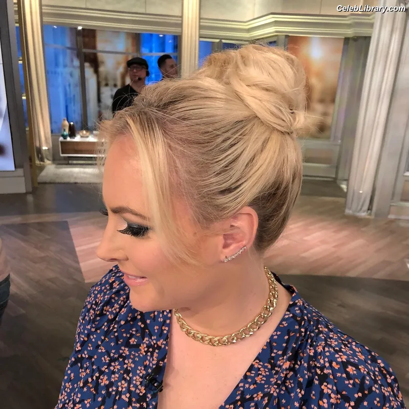 Meghan McCain photo 8 of 159