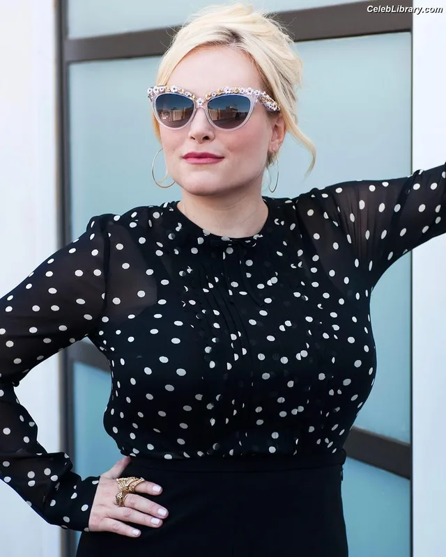 Meghan McCain photo 5 of 159