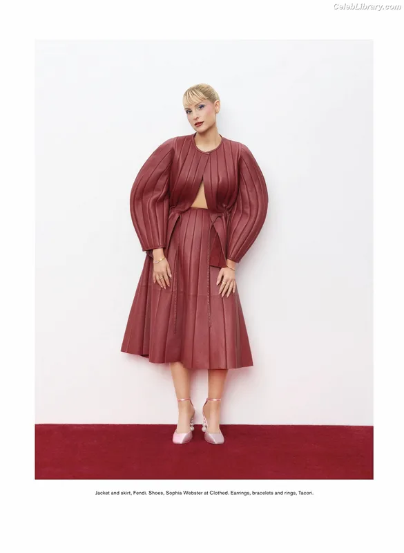 Meghan Trainor photo 8 of 321