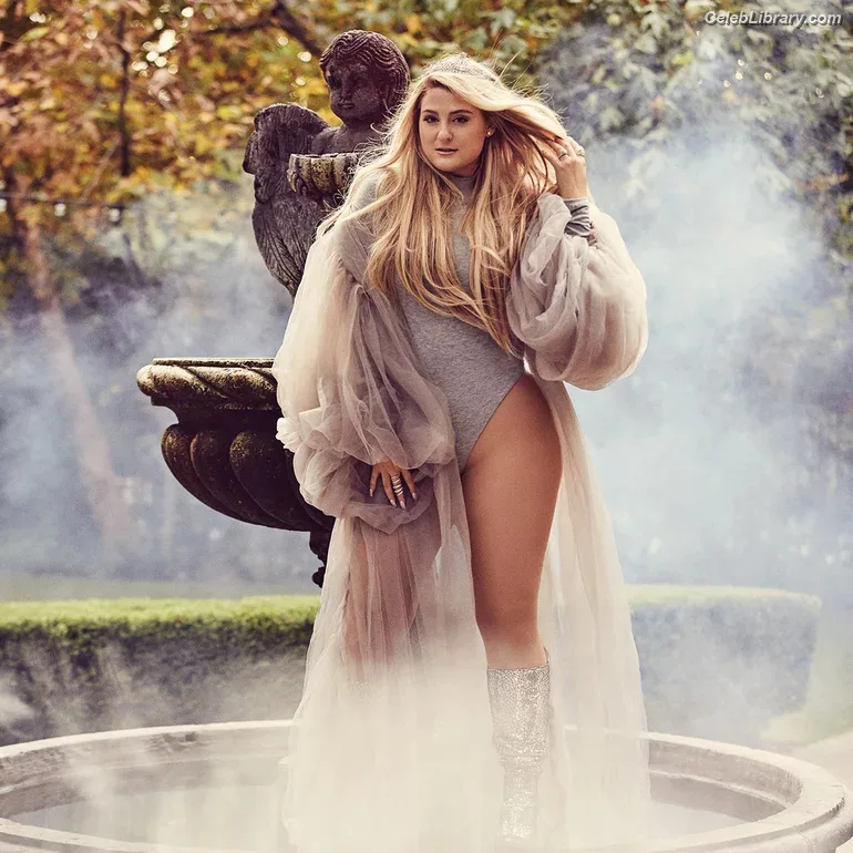 Meghan Trainor photo 13 of 321