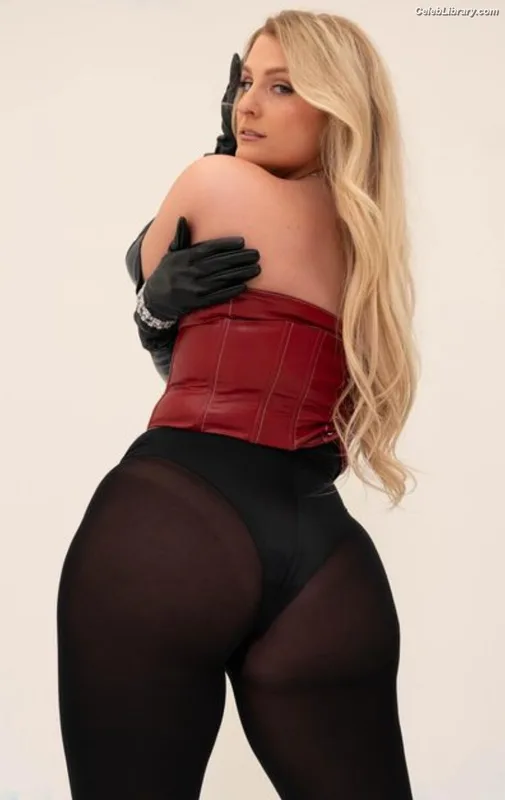 Meghan Trainor photo 18 of 321