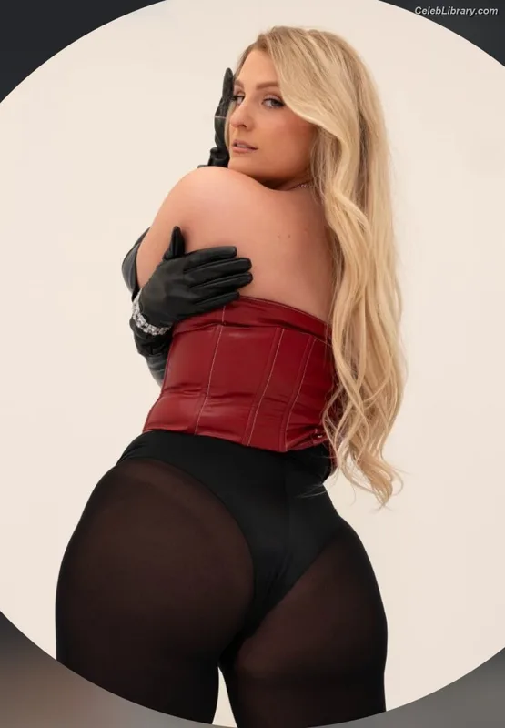 Meghan Trainor photo 21 of 321