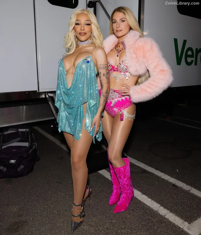 Meghan Trainor photo 10 of 321