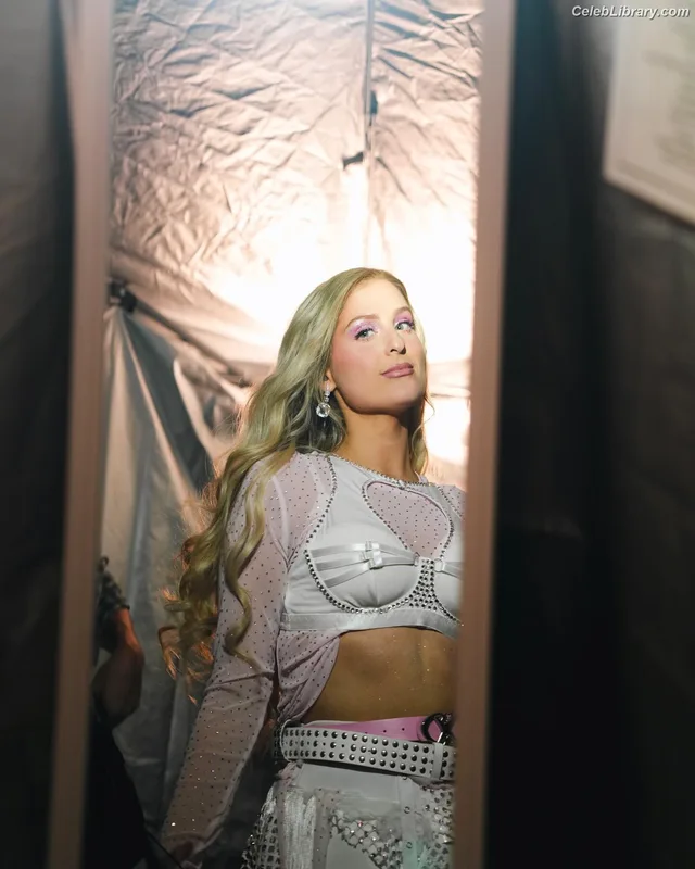 Meghan Trainor photo 1 of 321