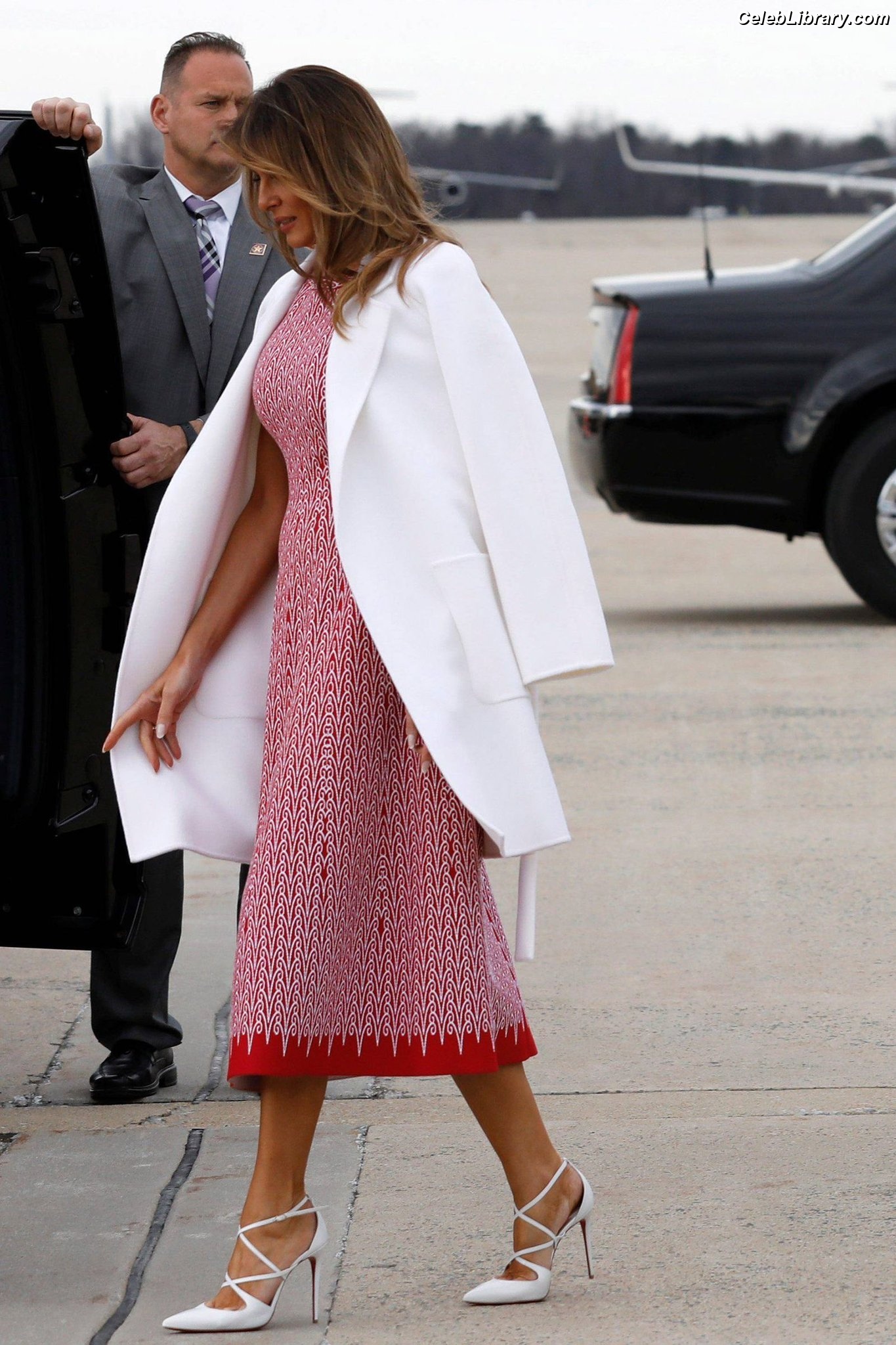 Melania Trump photo 2 of 221